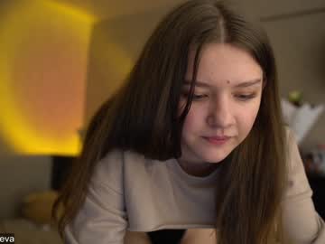 webcam girl coyness_geneva today image #1389595