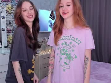 webcam girl jerkoffstation today image #3863433