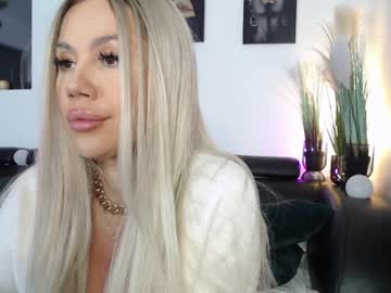 webcam girl marrylouanne today image #3556303