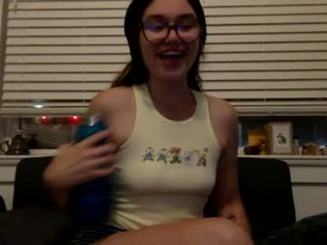 webcam girl yoursweetsubmissive today image #78392