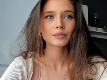 webcam girl isia_slay today image #3310585