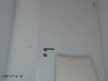 webcam girl sweat_mia today image #199480