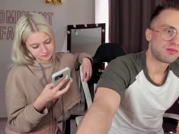 webcam couple dominant_family today image #1717134