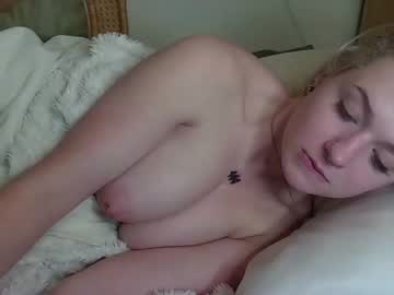 webcam girl estella_ba6y today image #3243151