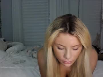 webcam girl sarahbabyyy19 today image #4016557