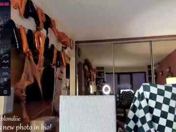 webcam girl bestblondiiecb today image #3000539