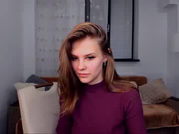 webcam girl _emilia_a today image #978360