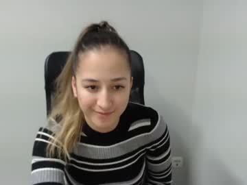 webcam girl chloya_tqo today image #3251780