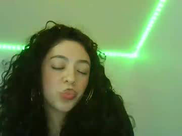 webcam girl savinajade today image #3240217