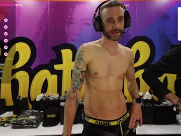 webcam man bradbronton today image #1671035