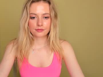 webcam couple elsa_goold today image #2034193
