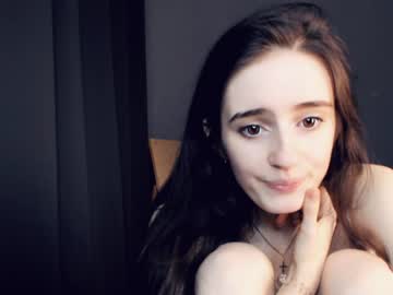 webcam girl lisawoo today image #584663