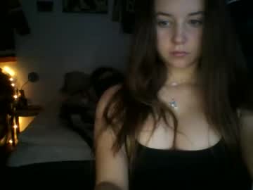 webcam girl petitegirluvsdick today image #1033022