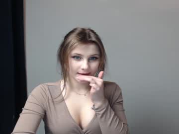 webcam girl relax_nina today image #582040
