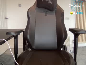 webcam girl eatmypie69 today image #1242653