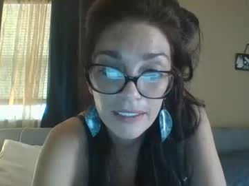webcam girl lunalyons today image #3805759