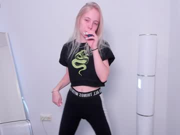 webcam girl appr0ved today image #1320573