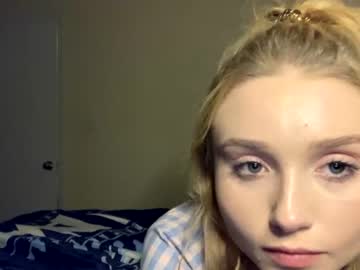 webcam girl princesshannnnn today image #557438