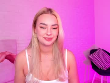 webcam girl 8a8y_nura today image #1061558