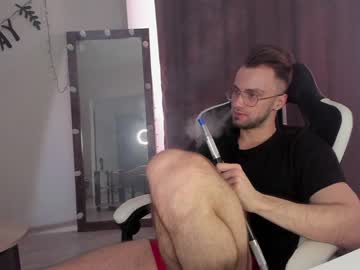 webcam couple dominant_family today image #1386403