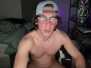 webcam man mizzo001 today image #3812593