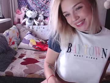 webcam girl babyfromtheforest today image #2356014