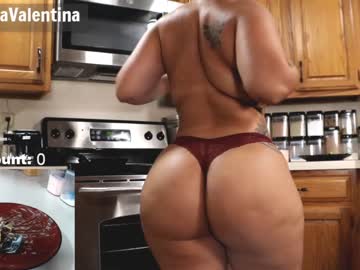 webcam girl milavalentinax today image #1692945