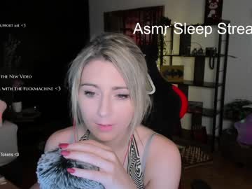 webcam girl kimilee22 today image #1992090