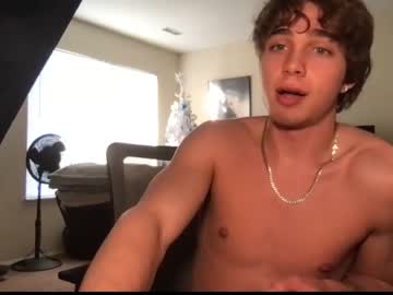webcam couple prettiboiflacko today image #1382370