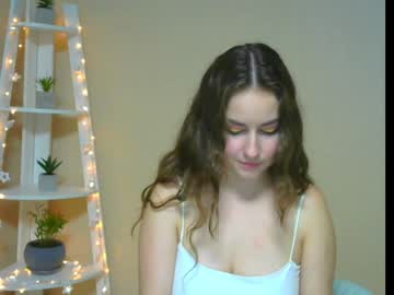 webcam girl frmetineliaxixx today image #1117004