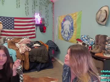 webcam couple xoxo_caroline today image #2584647