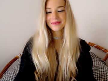 webcam girl pervyblonde today image #1796035
