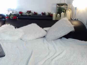 webcam girl marrylouanne today image #613972