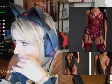 webcam girl kimilee22 today image #929852