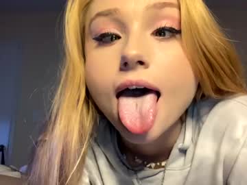 webcam girl princesshannnnn today image #528921