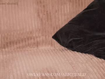 webcam couple alicebalij today image #1180381