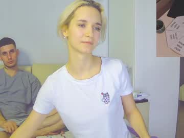 webcam couple mr_mrs_di today image #1030772