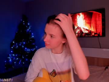 webcam girl melondama today image #3283203