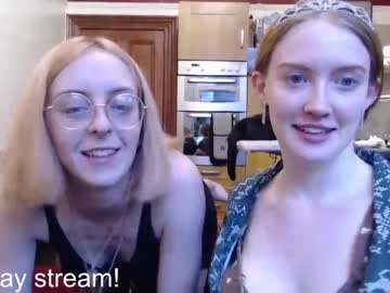 webcam girl dominiquemystique today image #2902239