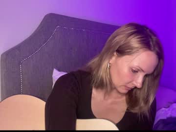 webcam girl kaileeshy today image #1031744