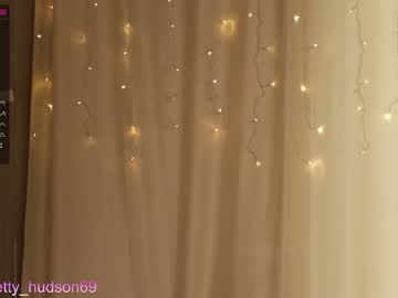 webcam girl bettyhudson today image #1112336