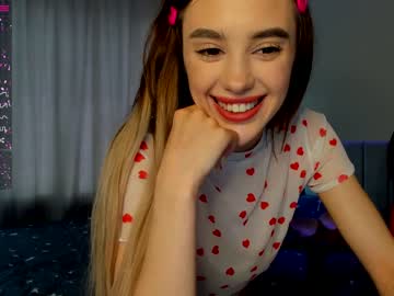 webcam girl angella_kleee today image #2340346