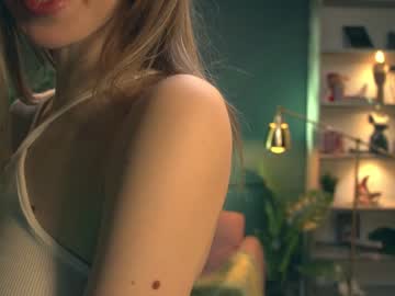 webcam girl lolly_bella_ today image #919226