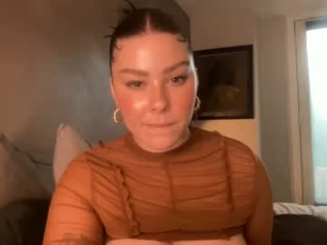 webcam girl novavangogh today image #2989980