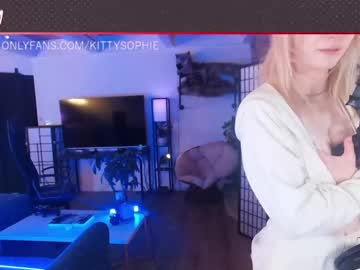 webcam girl kittysophie today image #292345