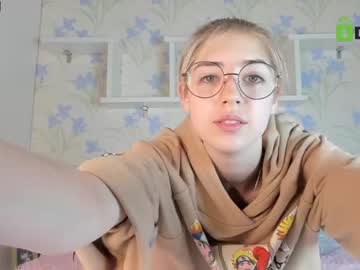 webcam girl _amiamiley today image #2366980