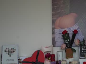 webcam girl erikabee today image #3530959