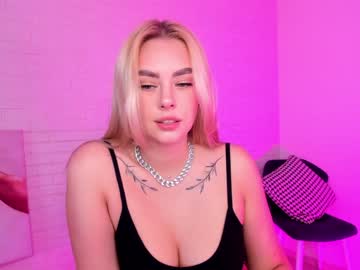 webcam girl 8a8y_nura today image #1075605