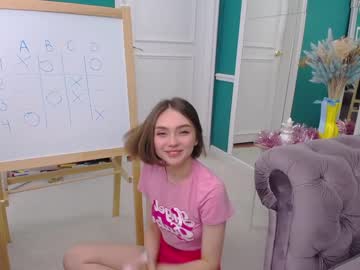 webcam girl adelewilson__ today image #639878