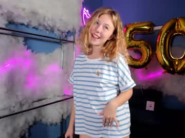 webcam girl lottie_shine today image #2931554